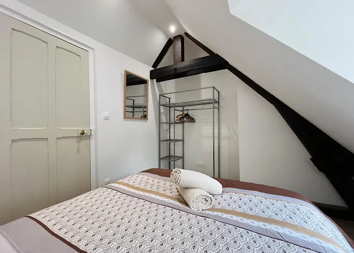 Le Refuge - - Confortable - Parking Public *