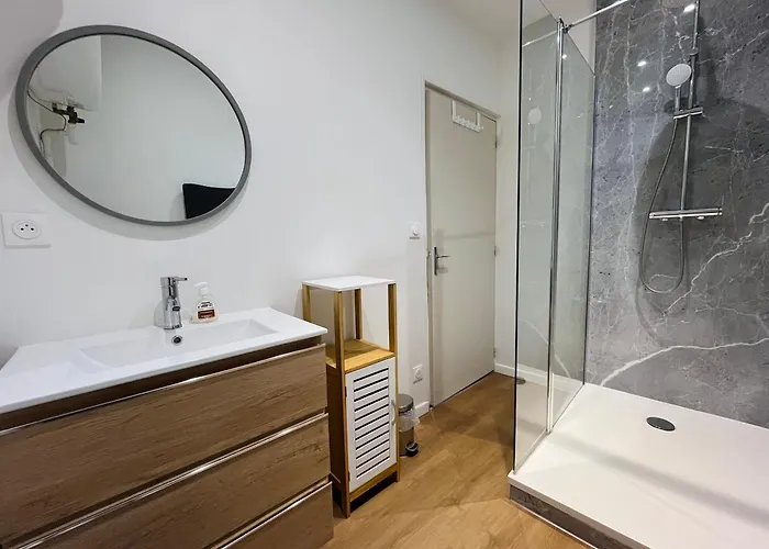 Le Refuge - - Confortable - Parking Public